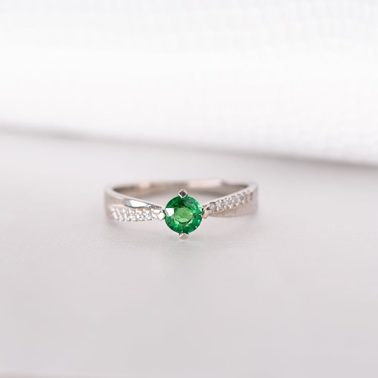 Zlatý prsten s tsavorit granátem a diamanty Sewyn 124392