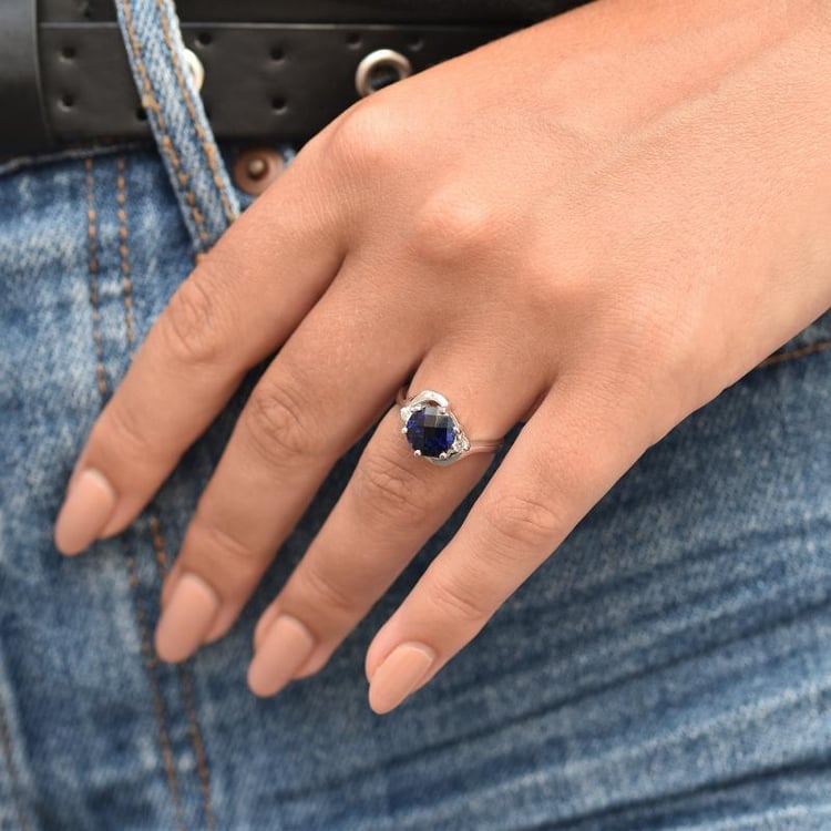 Safír a diamanty ve zlatém prstenu 33505