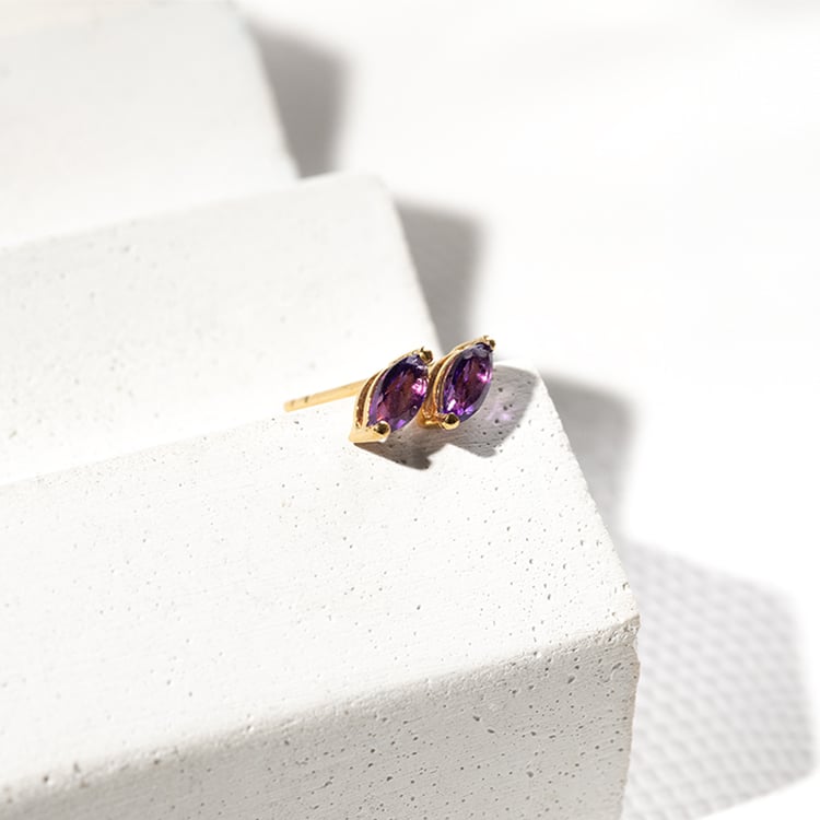 Minimalistické stříbrné náušnice s ametysty Andine 131400