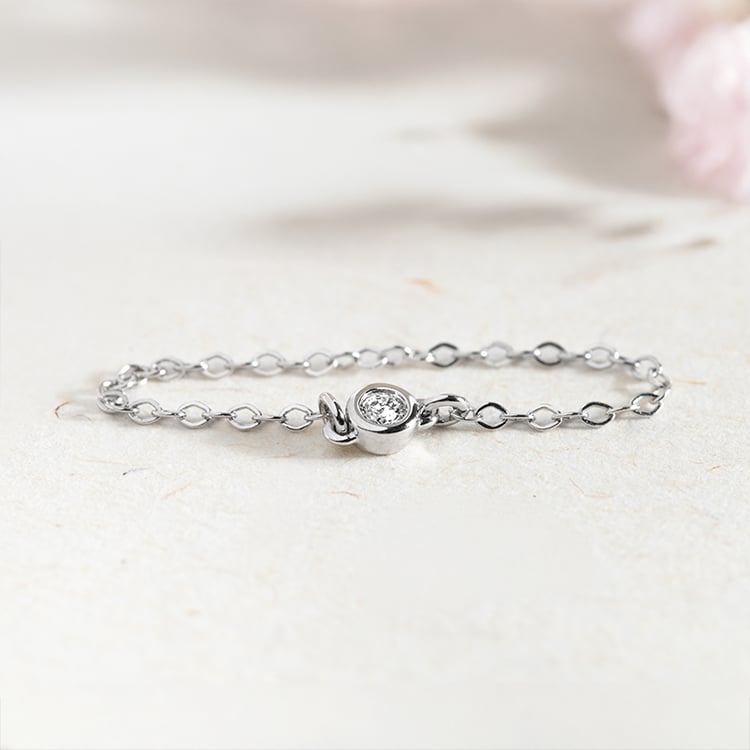 Minimalistický řetízkový prsten s diamantem Jalo 147644