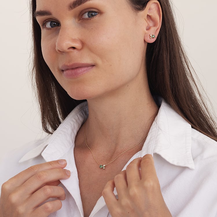 Cluster náušnice se zelenými diamanty, safíry, tsavorit granáty a moissanity Kerrie 129330