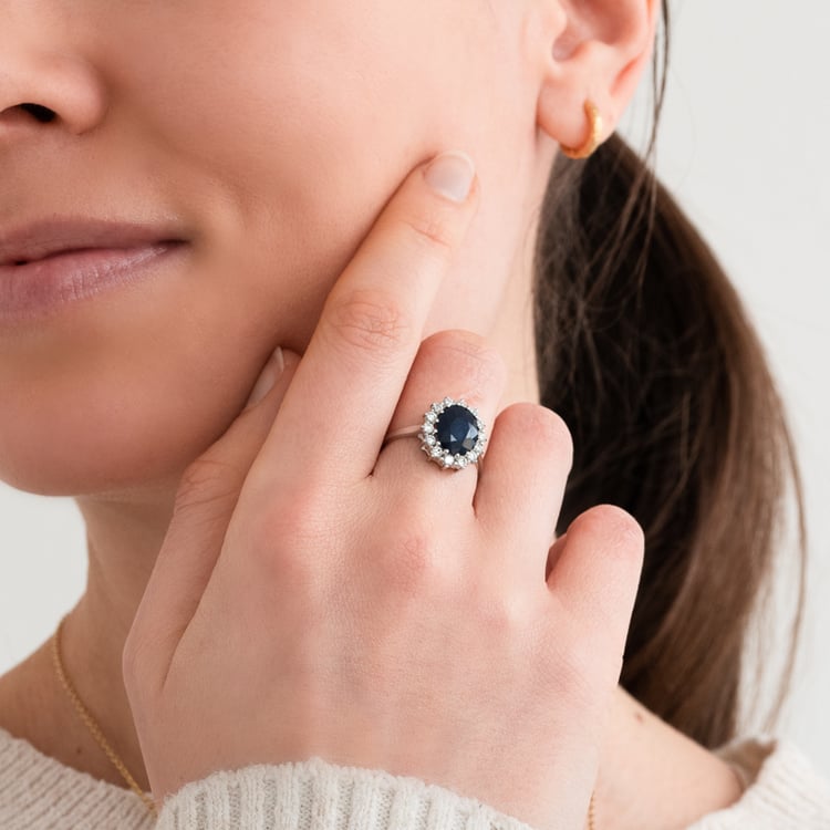 Halo prsten se safírem a diamanty Chrys 120965