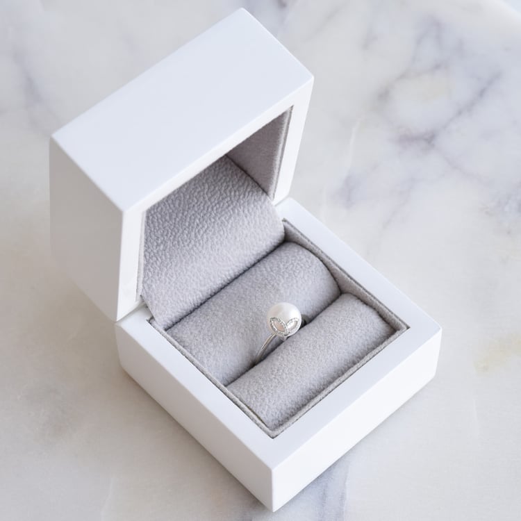 Zlatý prsten s perlou 86753