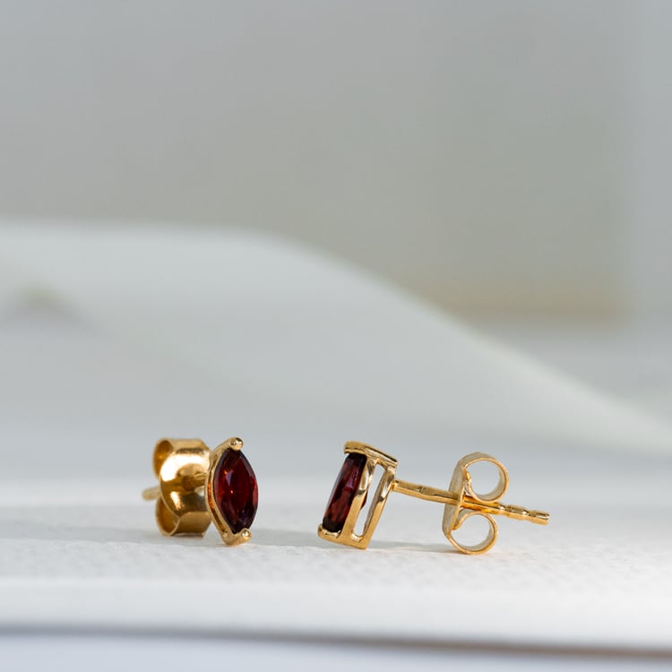 Minimalistické stříbrné náušnice s granáty Andine 118763