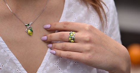 Šperky v létě: tipy a triky