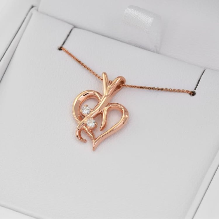 Stříbrný přívěsek ve tvaru srdce s diamanty Lynelle 103333