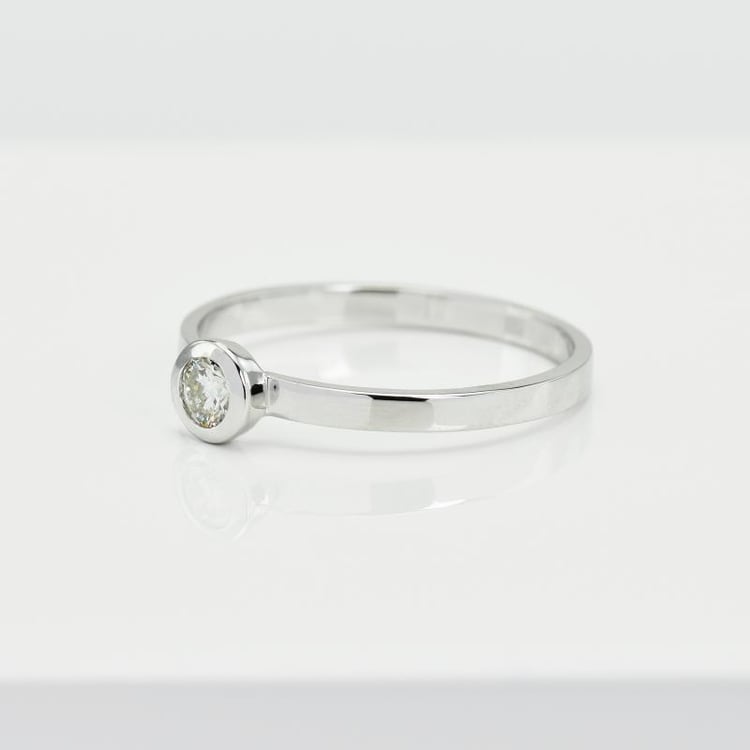 Prsten s diamantem 15570