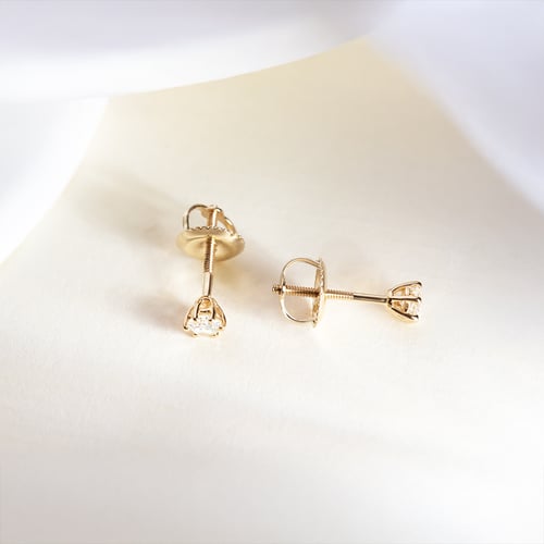 Zářivé náušnice s 0.20ct diamanty Docala
