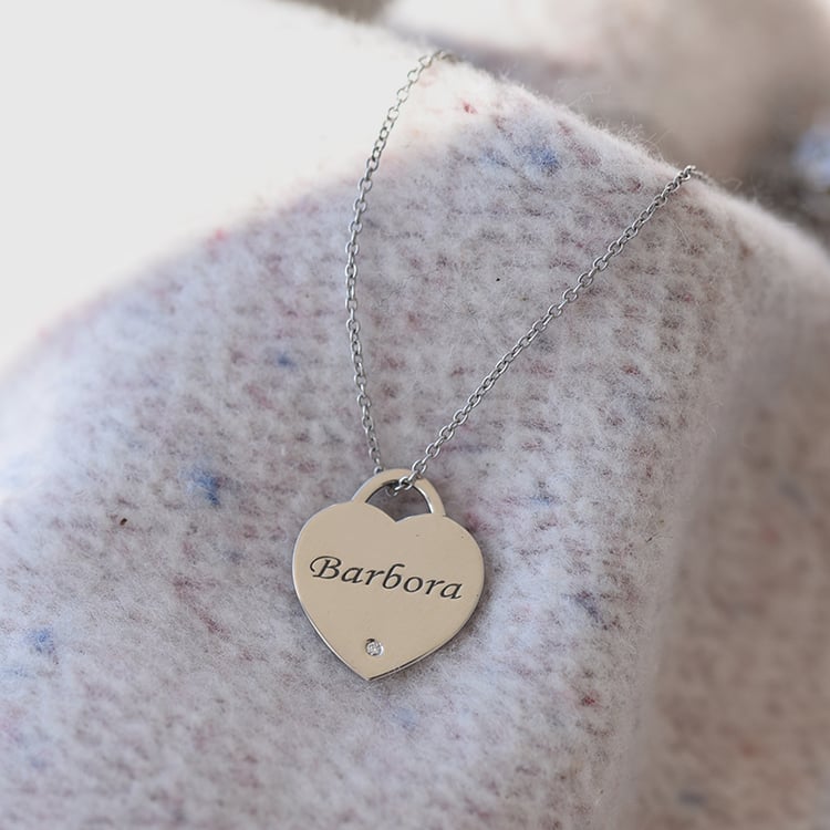 Zlatý přívěsek ve tvaru srdce s gravírem 61251