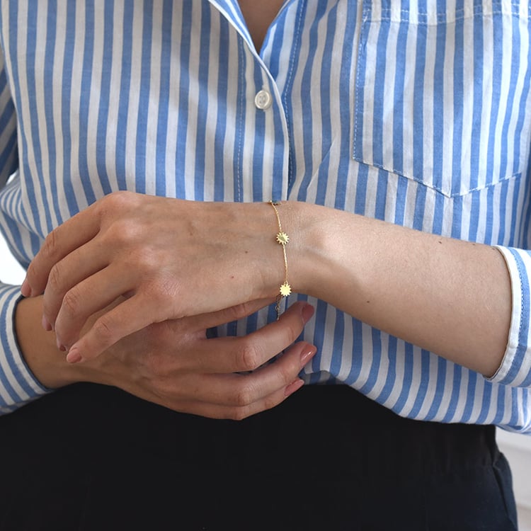 Zlatý náramek se slunci 67715