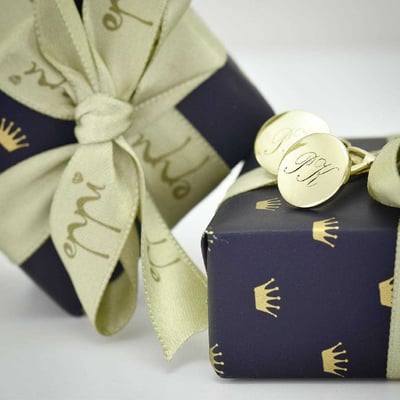 Zlaté manžetové knoflíčky s iniciálami