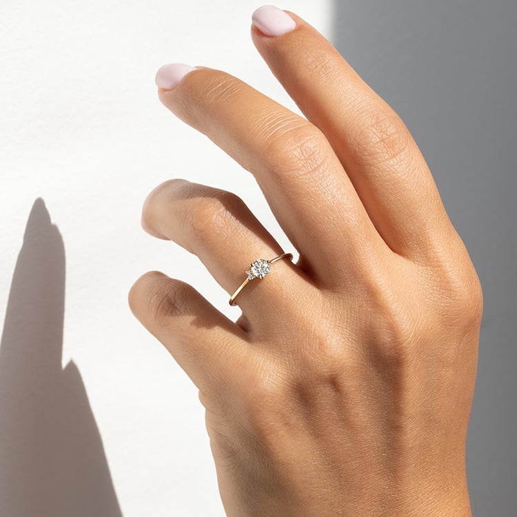 Zlatý cluster prsten s 0.31ct IGI certifikovaným diamantem Marine 140605