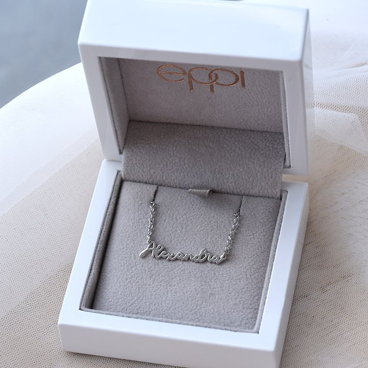 Náhrdelník se jménem 67484