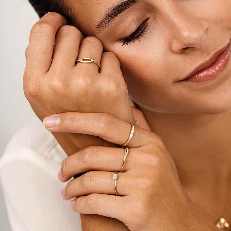 Atypický prsten ze zlata s lab-grown diamanty Terje 163054