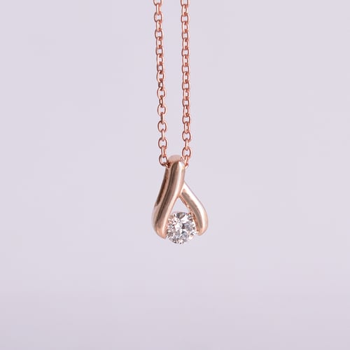 Minimalistický přívěsek s lab-grown diamantem Tilda