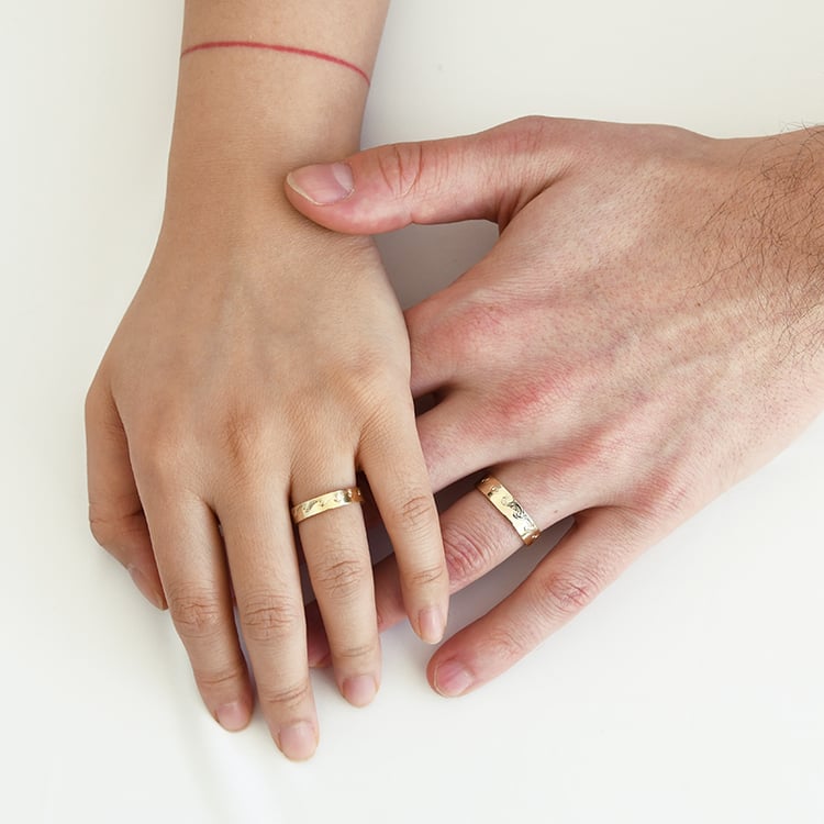 Snubní prsteny s ruční rytinou vln Carlin 118331