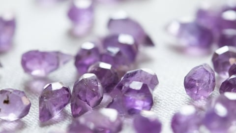 Drahokamy přírodní, či jiné?