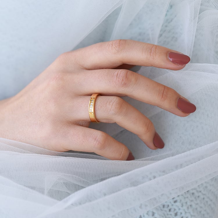 Zlatý diamantový prsten 61460