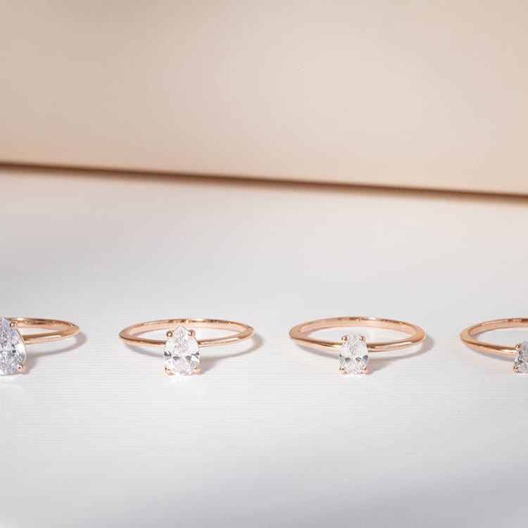 Zásnubní prsten s pear lab-grown diamantem North 121340