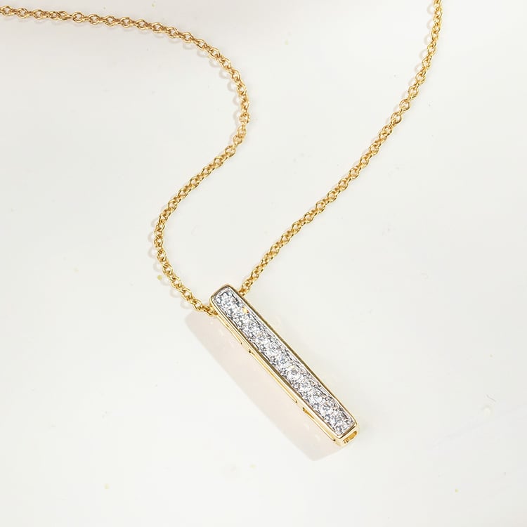 Zlatý přívěsek s lab-grown diamanty Ola 163558