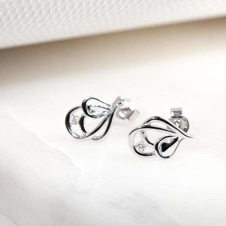 Decentní zlaté náušnice s jiskřivými diamanty Melle 131885