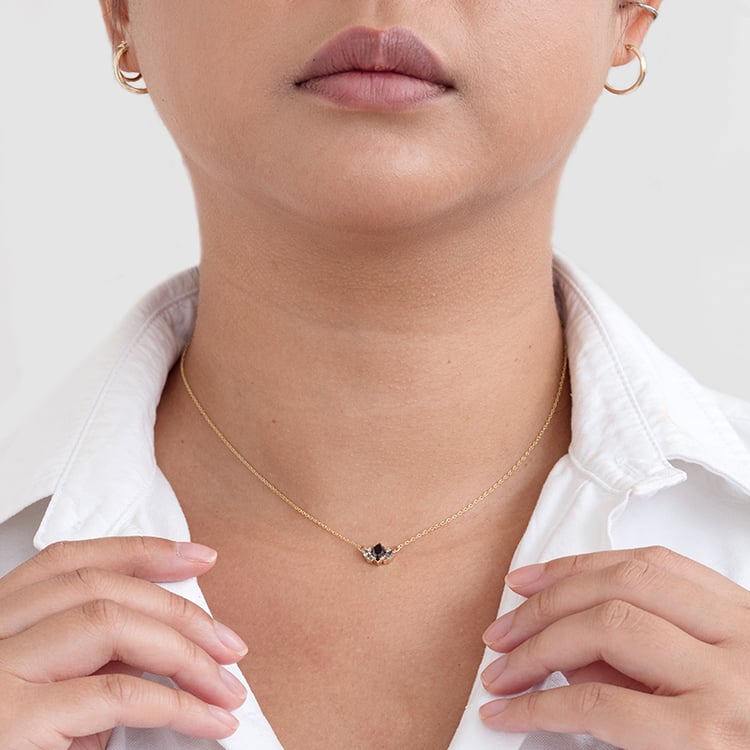 Náhrdelník s marquise salt and pepper diamanty Everline 128750