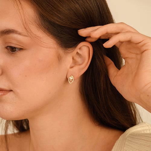 Zlaté náušnice mandlového tvaru s lab-grown diamanty Birgit