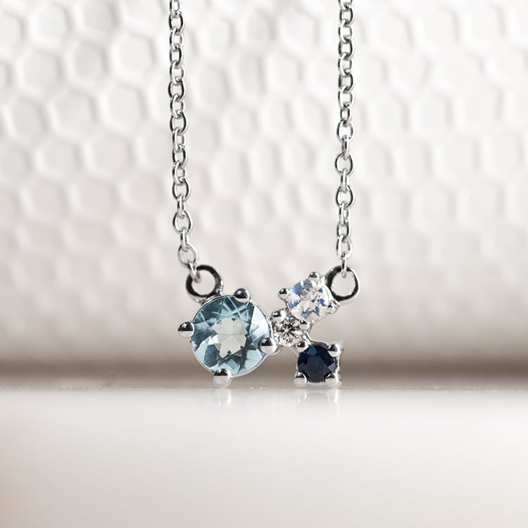 Stříbrný cluster náhrdelník s akvamarínem a drahokamy Millie 132081