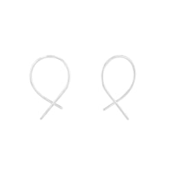 Zlaté náušnice netradičního designu Aapeli