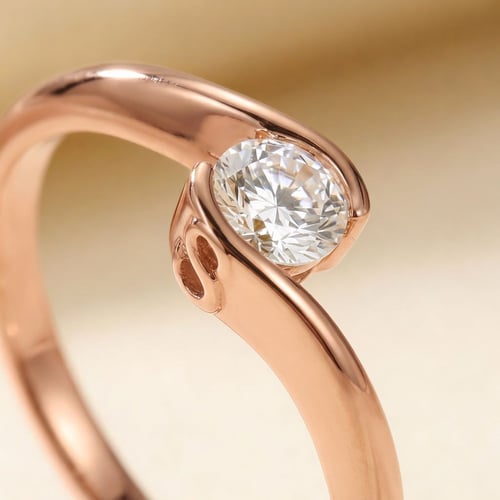 Zásnubní prsten s výběrem písmene a diamanty Saffar