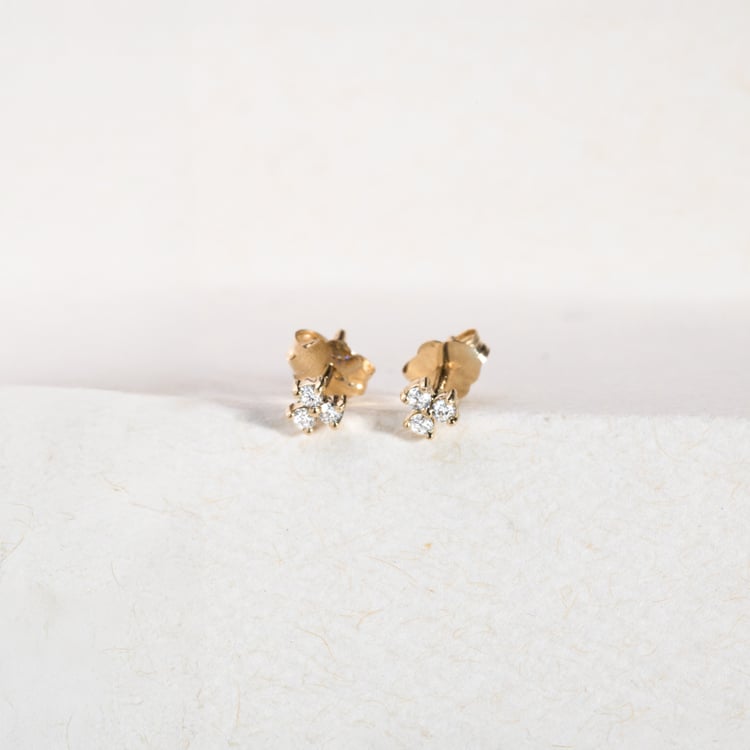 Kolekce minimalistických šperků se třemi lab-grown diamanty Milton 147720