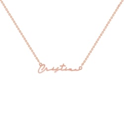 Zlatý náhrdelník se jménem Amael