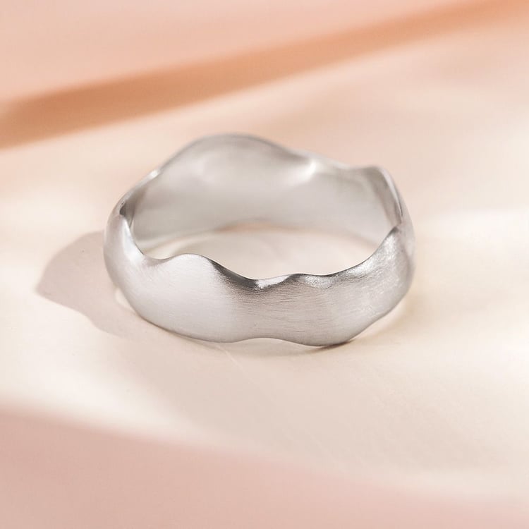 Nepravidelné zlaté snubní prsteny s diamanty Parnell 157085