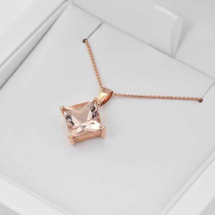 Zlatý přívěsek 28384