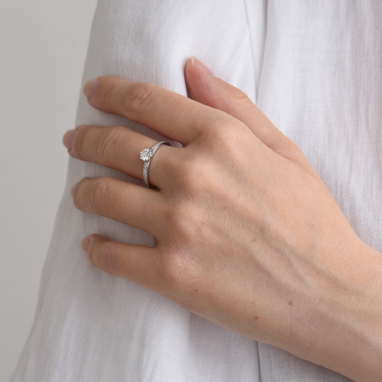 Zásnubní zlatý prsten s diamanty 67183