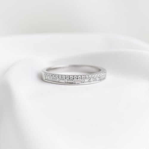 Eternity prsten s lab-grown round a baguette diamanty Luisa