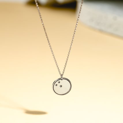 Stříbrný přívěsek míč s gravírem dle vaší volby Bowling