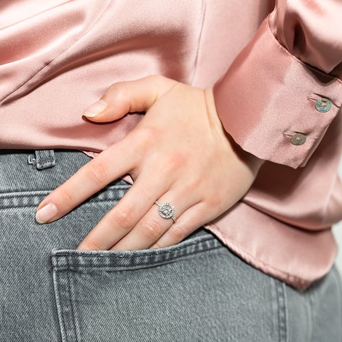 Zlatý halo zásnubní prsten s lab-grown diamanty Kerau