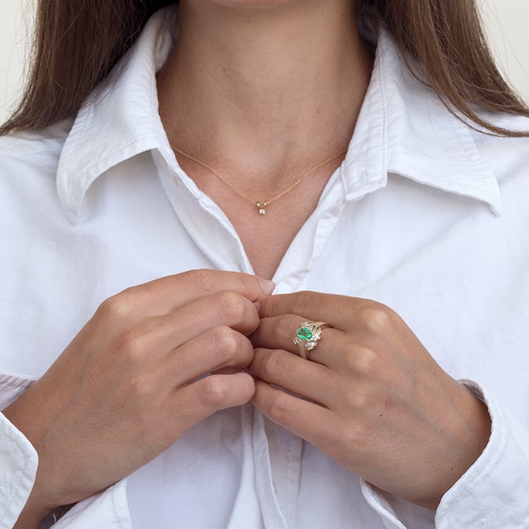 Zlatý prsten s oválným smaragdem a diamanty Zane 126344