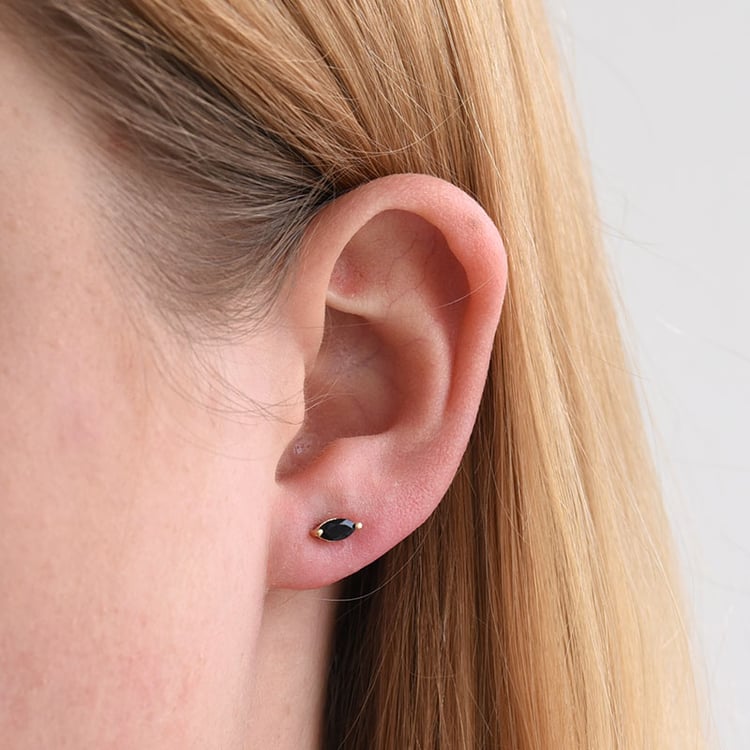 Minimalistické stříbrné náušnice s černými spinely Andine 117941