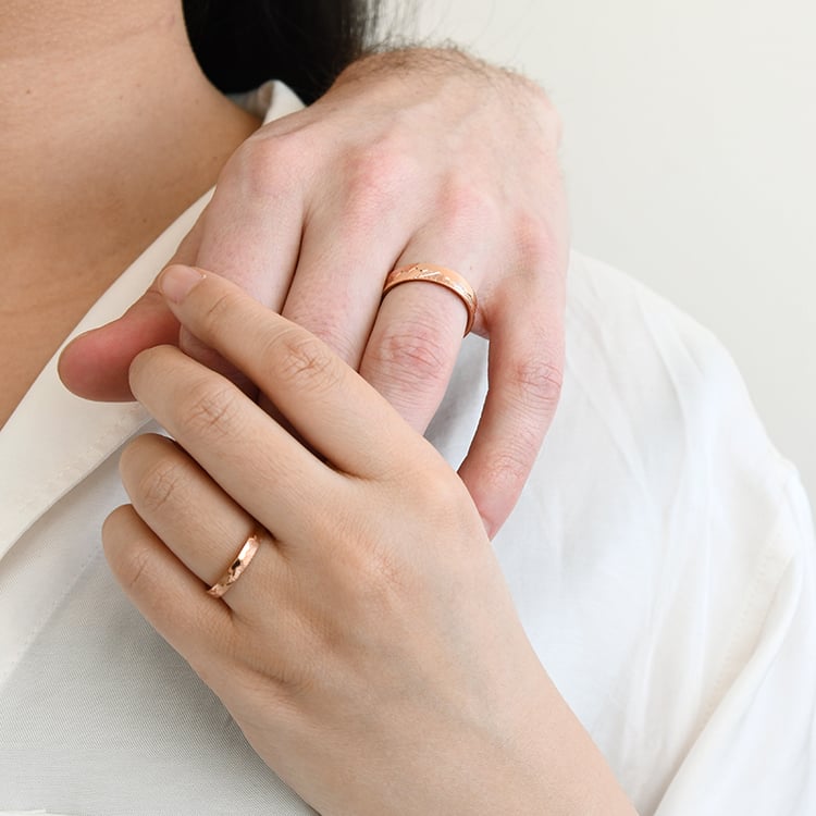 Snubní prsteny s ruční rytinou hor Safa 118329