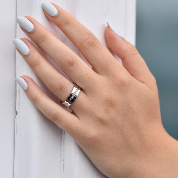 Snubní prsteny s diamanty 33390