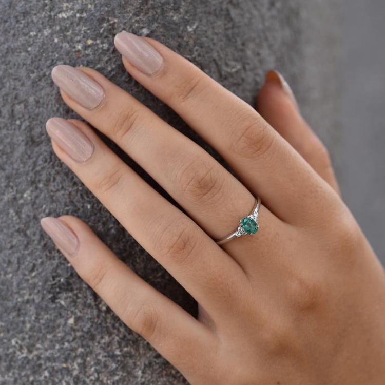 Prsten se smaragdem 35120