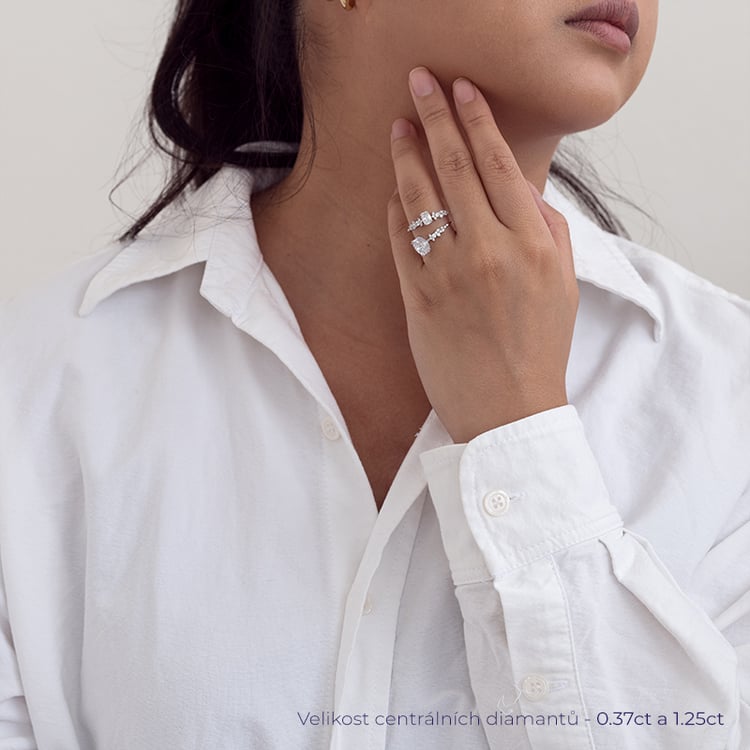 Zásnubní prsten s oval diamantem Mica 128545