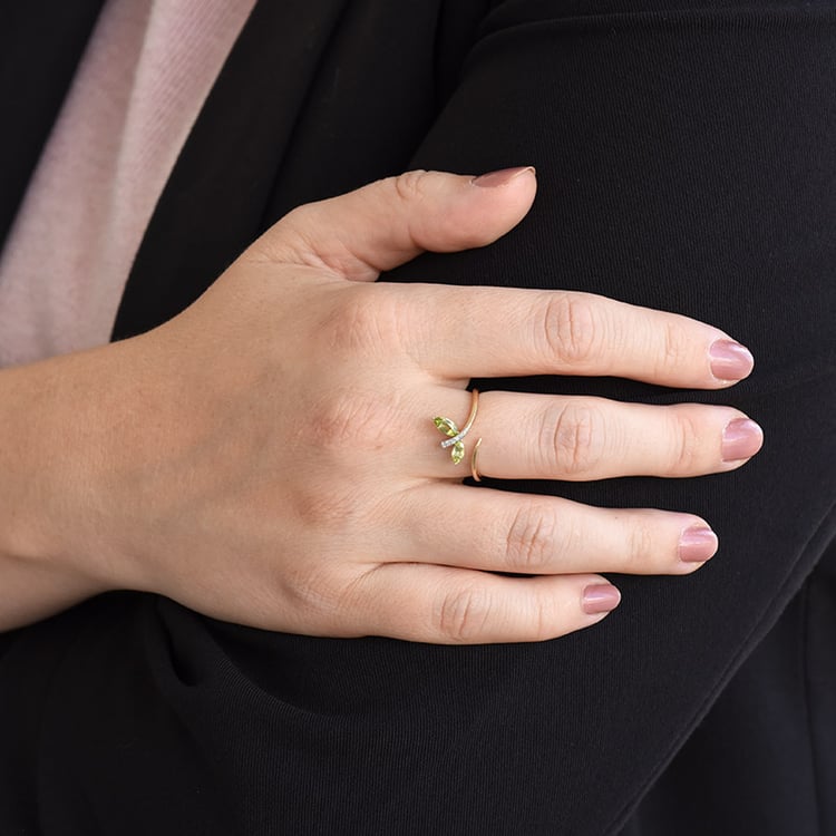 prsten se zelenými ametysty a diamanty 86780