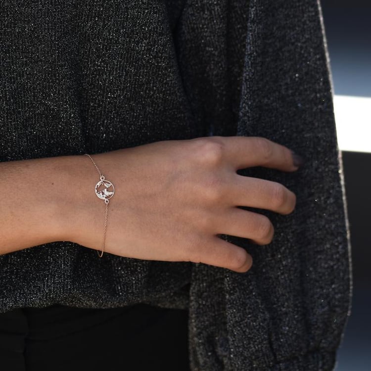 Zlatý minimalistický náramek s mapou světa 48569