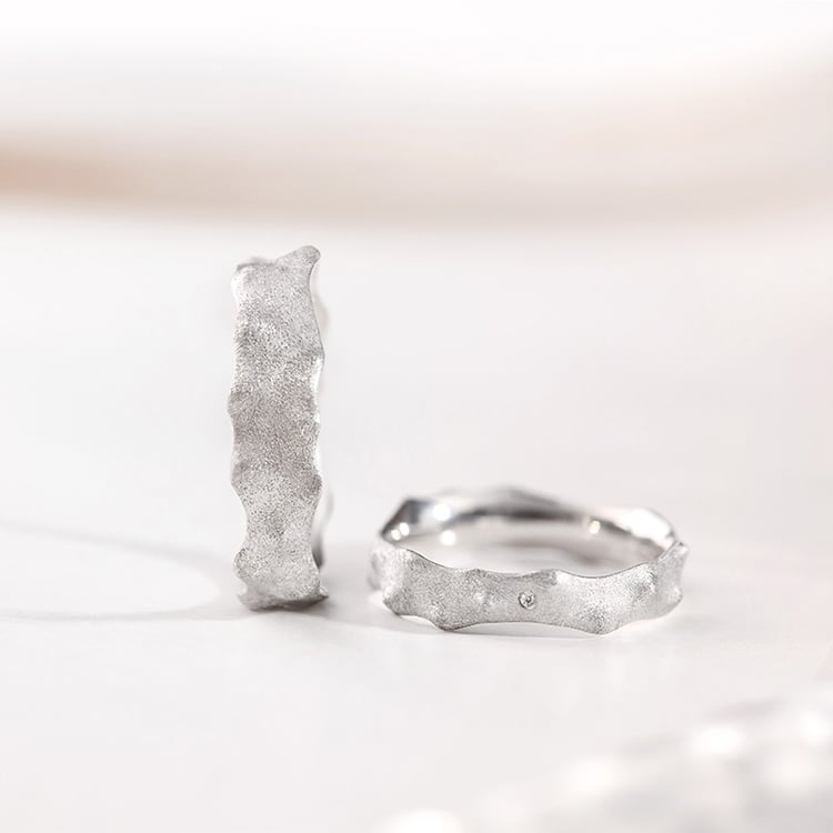 Snubní prsteny s výstupky ze zlata s diamanty Spikes 153791