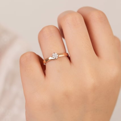 Zásnubní prsten z růžového zlata s IGI certifikovaným 0.3ct diamantem Eleora