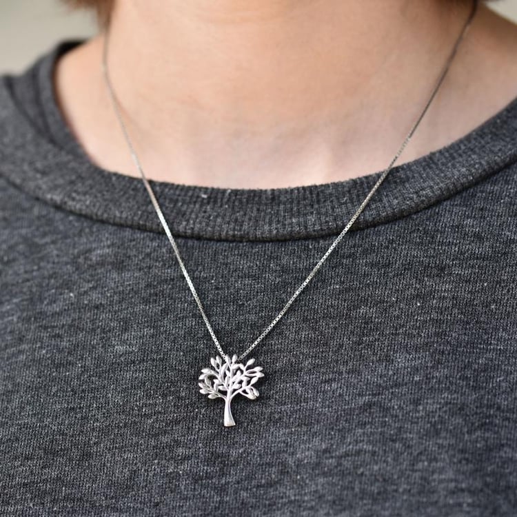 Přívěsek ze stříbra se stromem života 26449