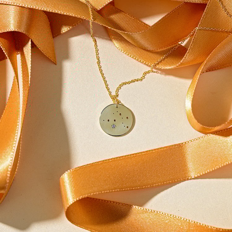 Zlatý přívěsek se souhvězdím a drahokamem Nyala 133804